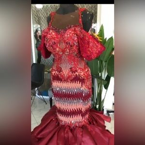 Custom made Nigerian Kente size M with long train